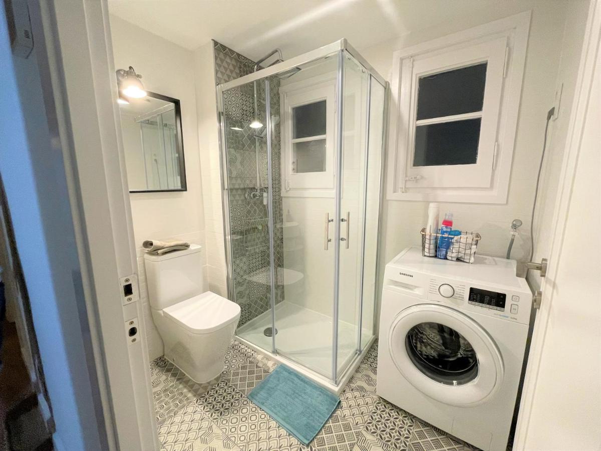 Charming Appartement In The Heart Of Barcelona Bagian luar foto