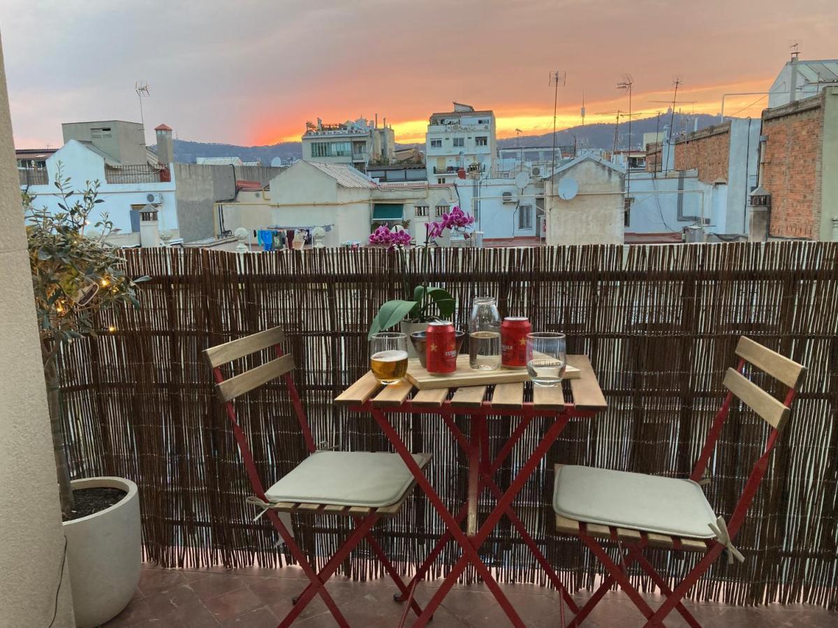Charming Appartement In The Heart Of Barcelona Bagian luar foto